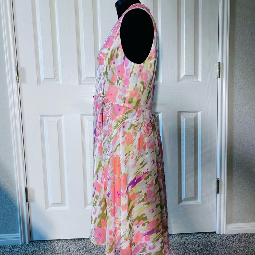 Kate Hill Pink, Coral and Green Floral Sleeveless Midi Dress - Picture 2 of 5